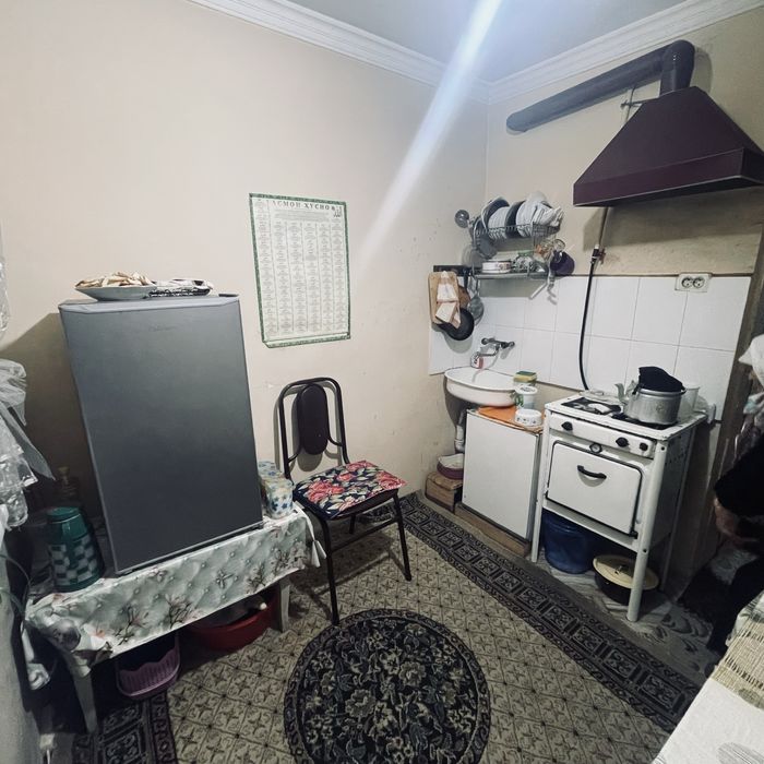 Уй сотилади ғиштли