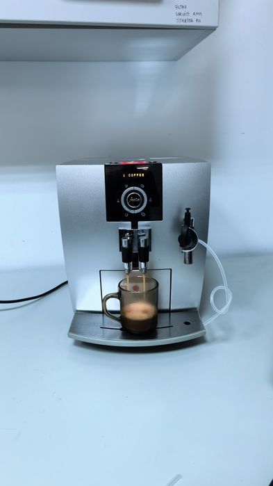 Espresor Jura Impressa J5 cu furtun spumare lapte cafea boabe sau macinata