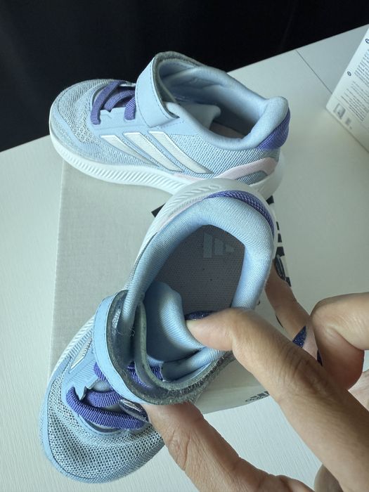 Адидас детски маратонки