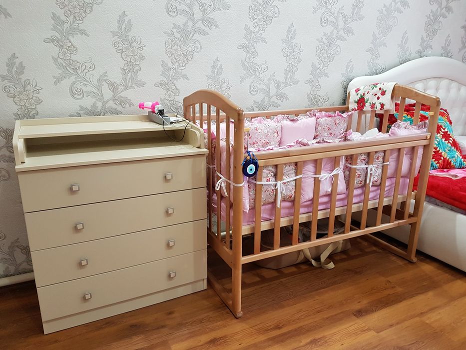 Манеж/Бортик/Коляска/Пеленальный / Стулчик Ikea