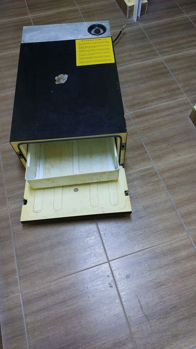 Хладилник ДАФ ХF 95 и сандък