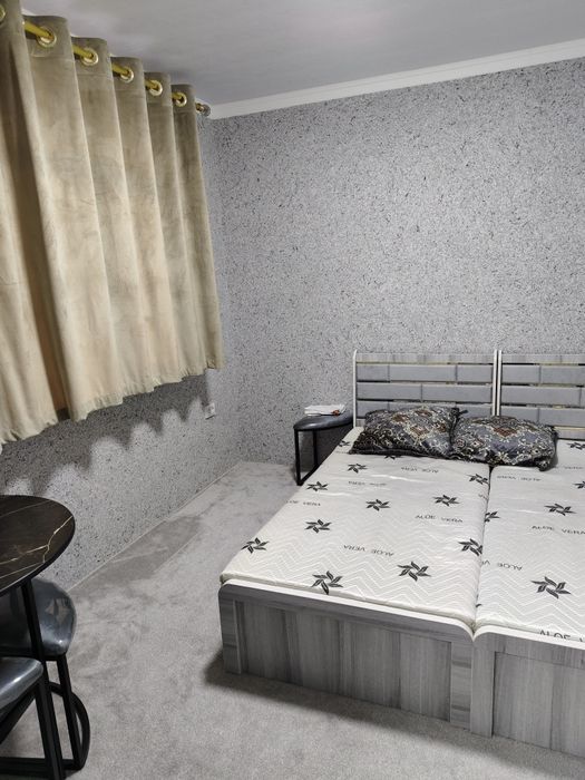 Eski sergeli uchaska 250$