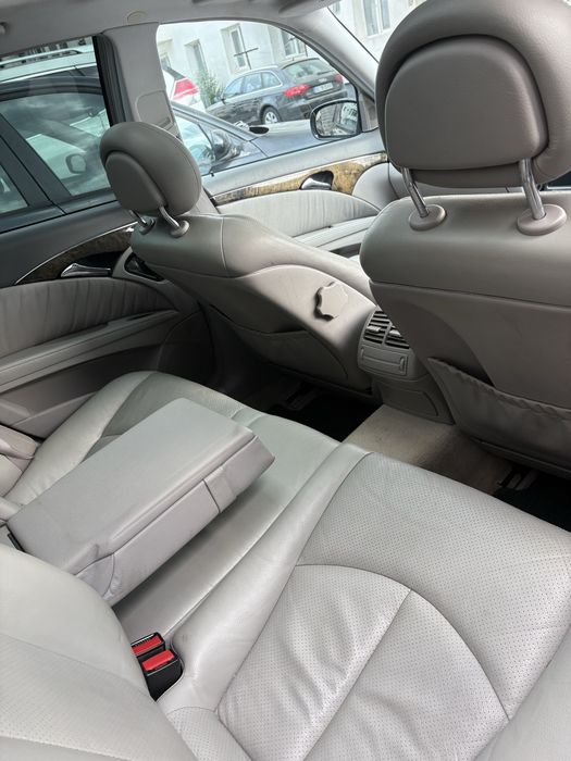 Mercedes E 320 bezina
