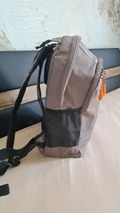 Ученическа раница Kirkens Bymisjon и Малка раничка Lol на Busquets