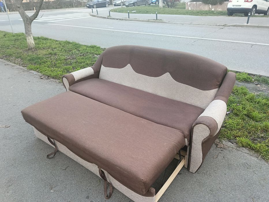 Canapea/ pat stare foarte buna