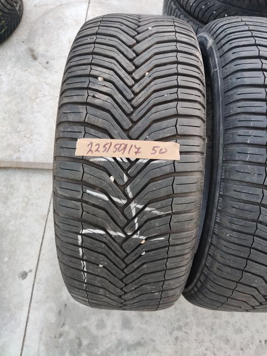 225/50/17 Michelin Cross Clima