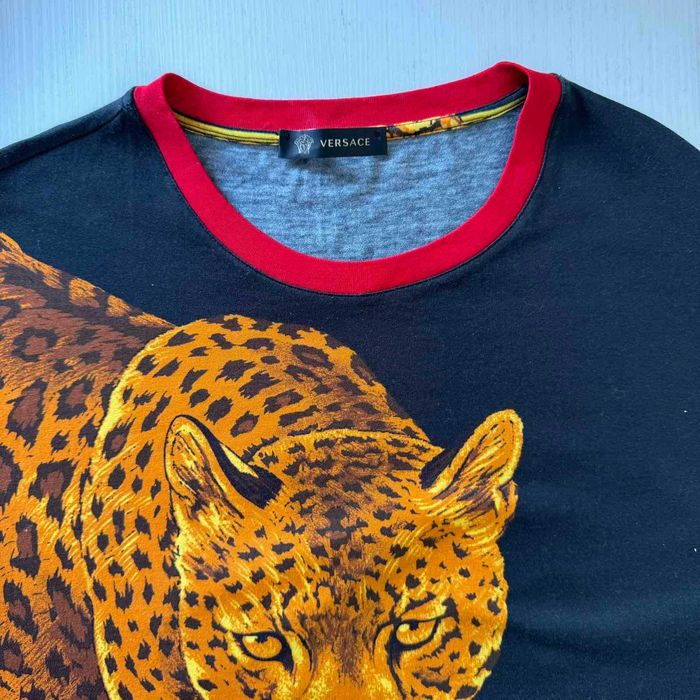 Versace Printed Tiger Signature T-shirt