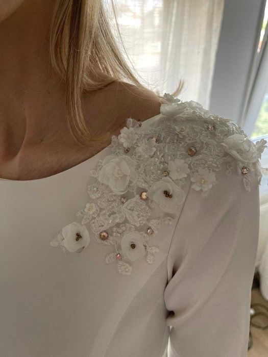 Rochie mireasă, tafta, model deosebit