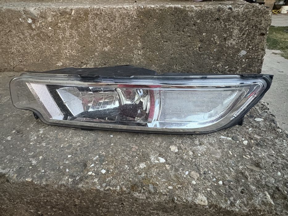 Десен халоген за Пасат 8 / VW Passat VIII 2014 -