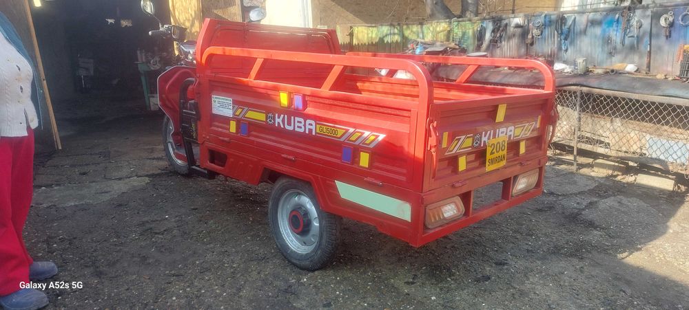 Tiriciclu Kuba  Defectă..