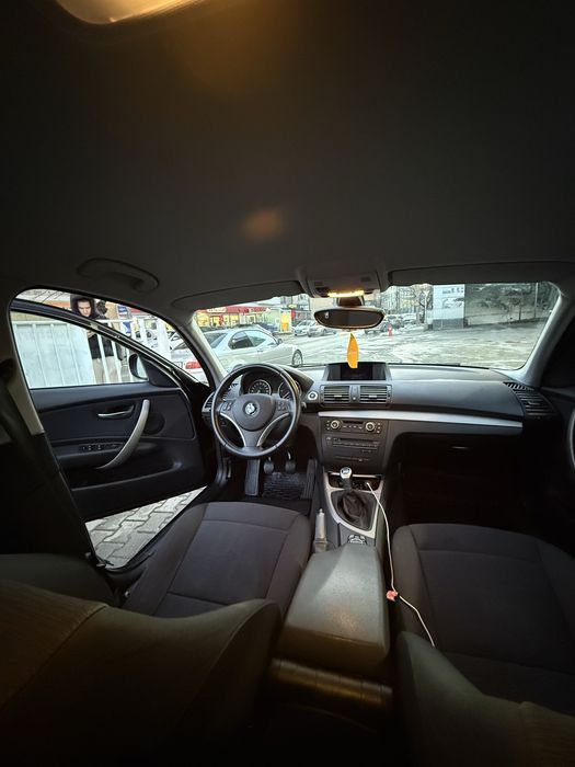 BMW Seria 1-118d E 87 2011 Facelift