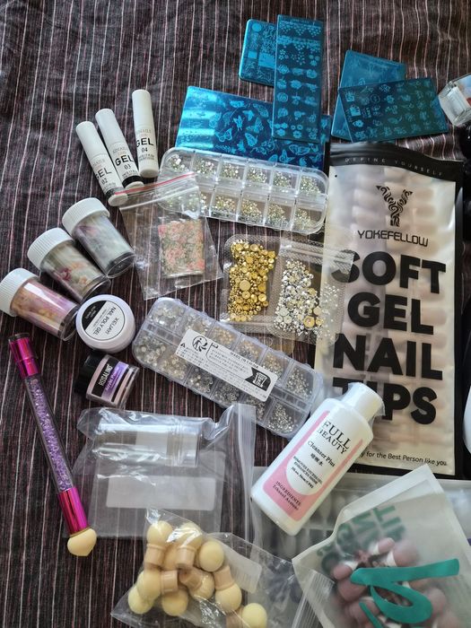 Голям лот за маникюр