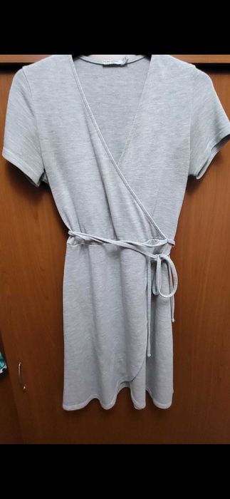 Rochii 2 buc bershka și H&M mas.M