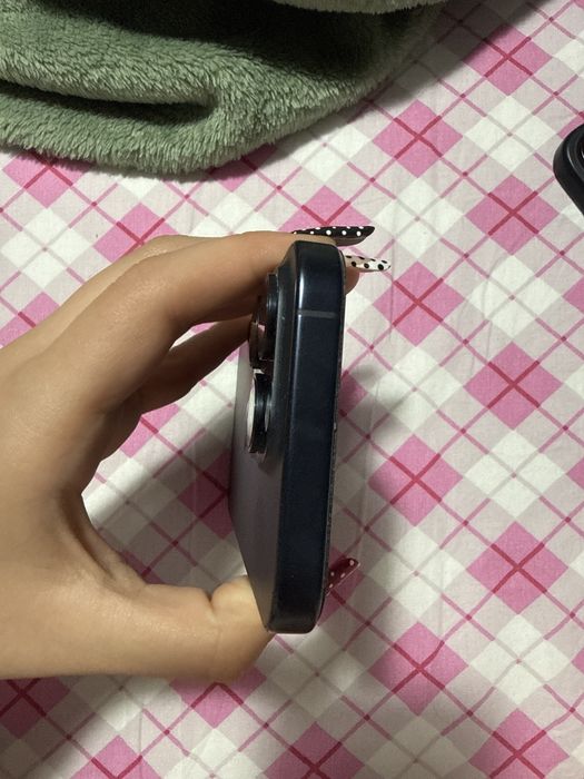Iphone 15 pro albastru cu husa originala