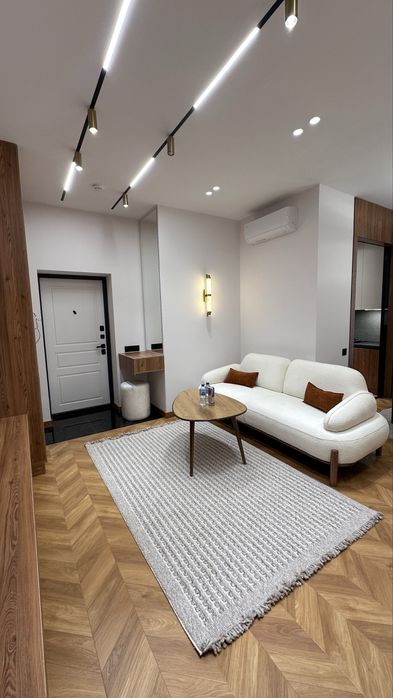 Продаётся квартира с дизайнерским ремонтом 54.25 кв.м в ЖК Кох ота