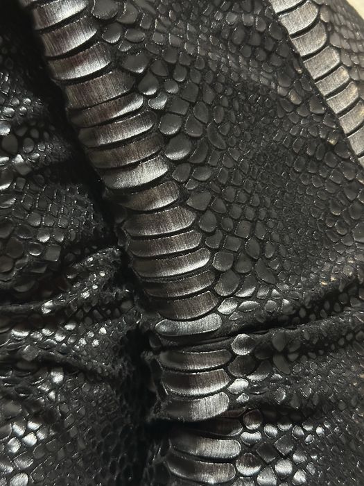 Botine elegante cu eticheta