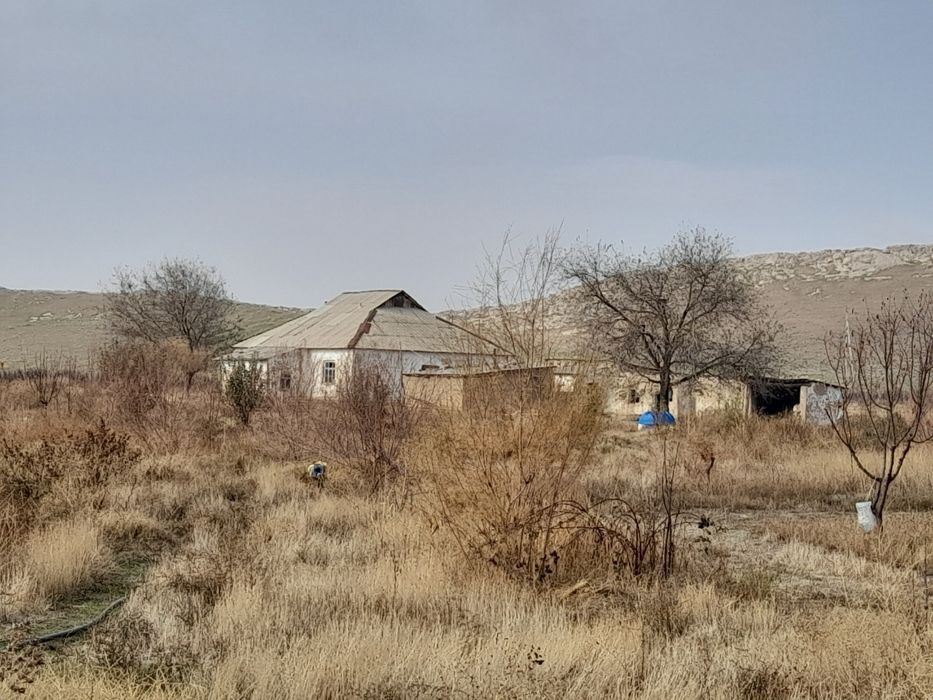 Уй сотлади жиззахда  5.хона транспорт бор шаройит йахши