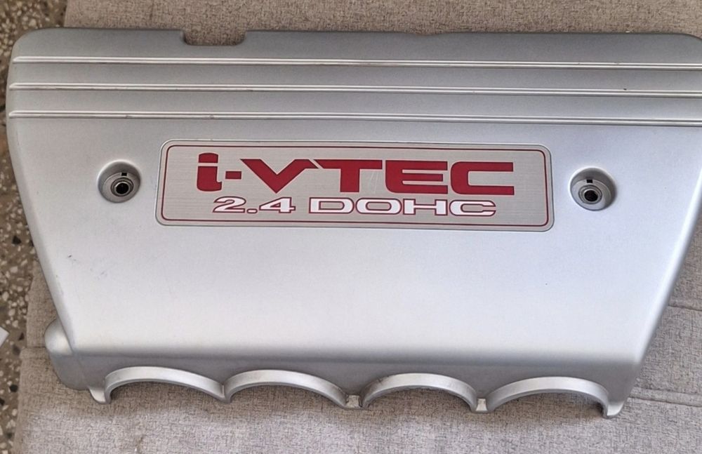 Капак клапани Хонда акорд k24