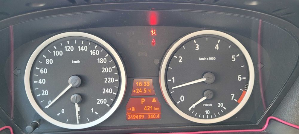 Bmw E60, 2.2i benzina