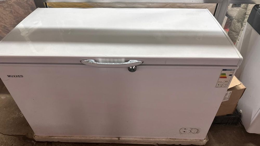 Морозильник продам