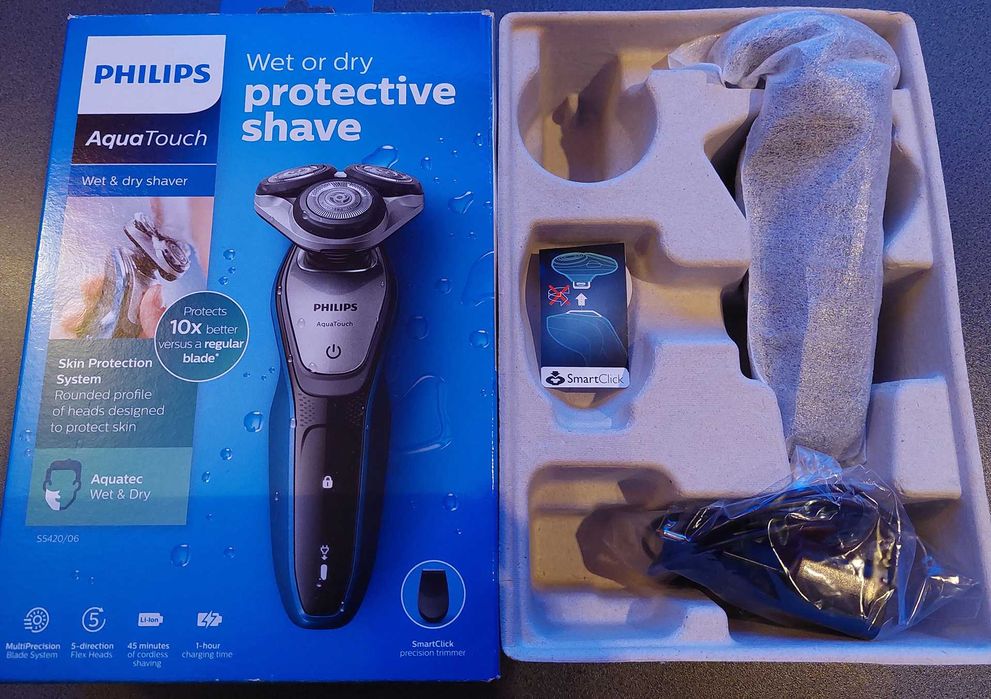 Aparat de barbierit Philips AquaTouch Seria 5000 S542006