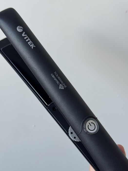 Утюжок Vitek VT-8404