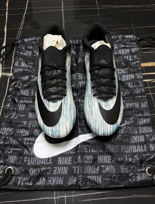 Ghete de fotbal Nike