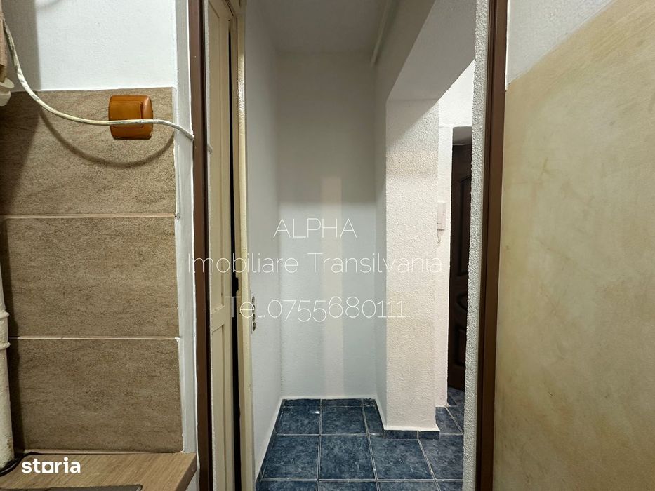 Garsoniera parter,zona Bradet