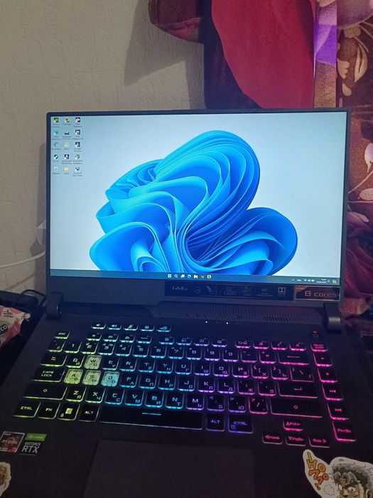 Asus rog strix g15 AMDRayzen7