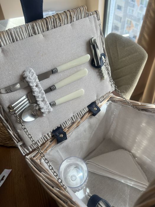 Кошница за пикник за 2-ма