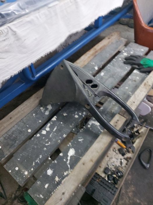 Обивки дверей нива шевроле