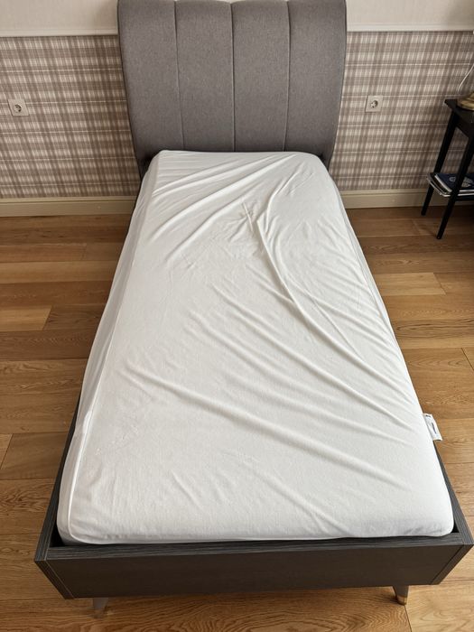 Кровать Home store матрас Икеа 2 шт ЦЕНА ЗА 1 шт