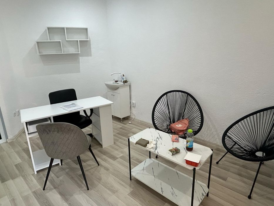 Дава се под наем  в Плевен, Мара Денчева -  кв.м за 183.6 € - Снимка #1