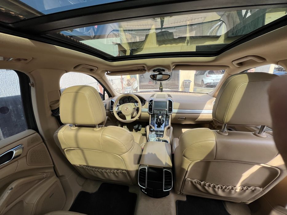 Vand porsche cayenne GTS 2012 3.0 D