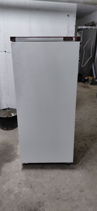 Холодильник рабочи