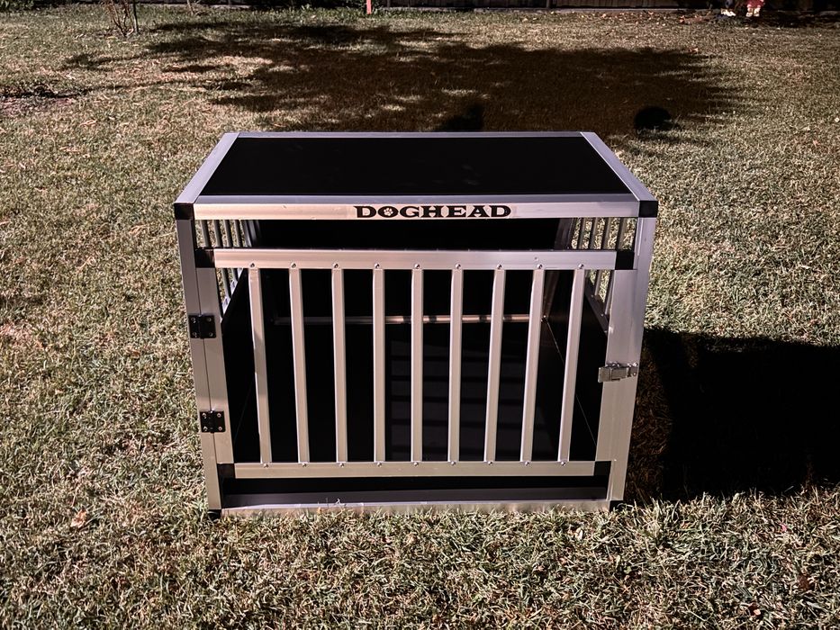 Cușcă transport câine din aluminiu – 75x64x55 cm – robustă