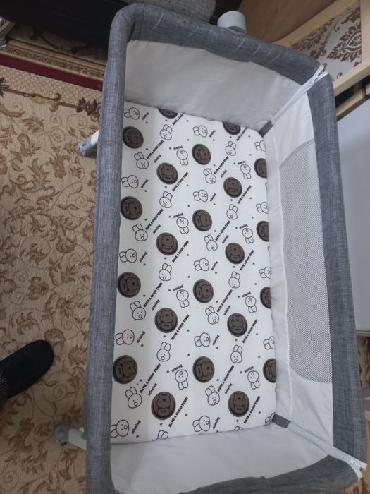 Манеж типа бесик