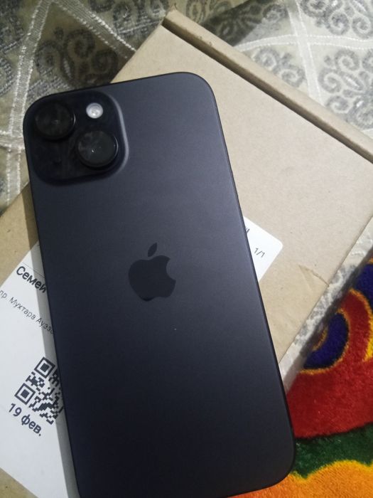 Продам новый Iphone 15 128gb