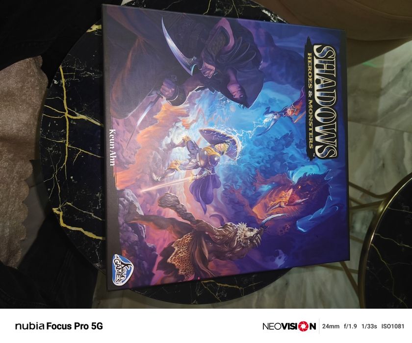 SHADOWS Heros & Monsters