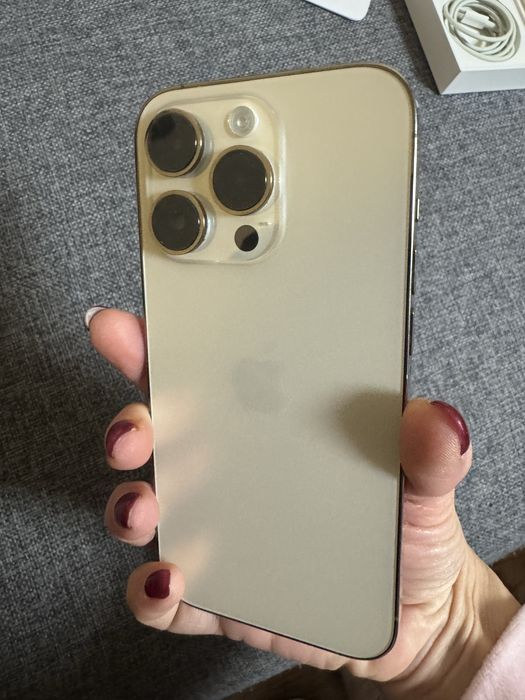 Iphone 14 pro 256 gb Gold , eSim