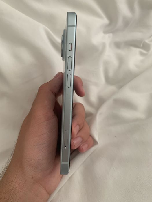 Iphone 15 128gb перфектно състояние