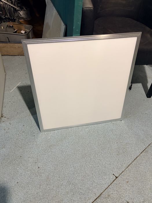 светодиодная LED панель