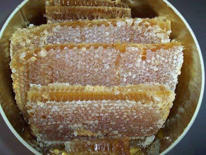 Miere de tei, crudă, zaharisită, 35 lei/kg Livram sâmbăta în Bucuresti