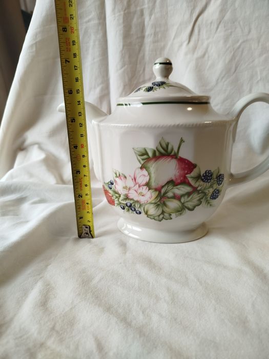 Порцеланов сервиз Churchill Chartwell victorian orchard