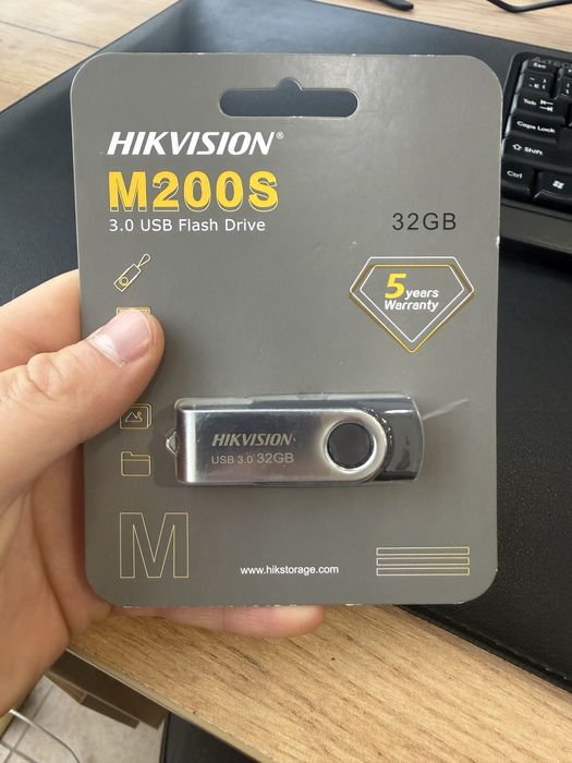 USB Flash 32 гб новая