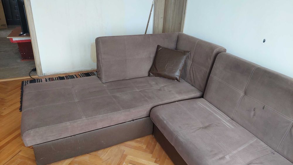 Диван с лежанка 280/200,разтегателен  с две ракли