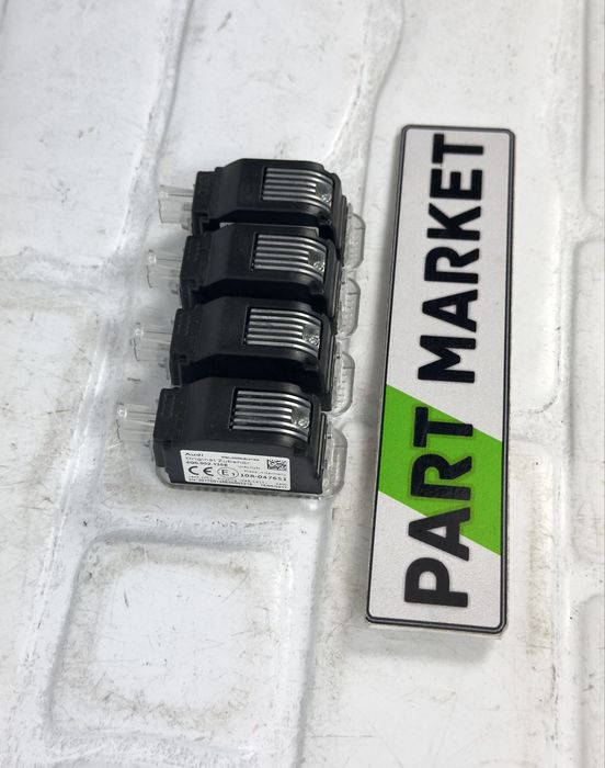 Подсветки за врата AUDI QUATTRO A3 A4 A6 A7 Q3 Q5 Q7 Q8 4G0052134E 4G0052135E