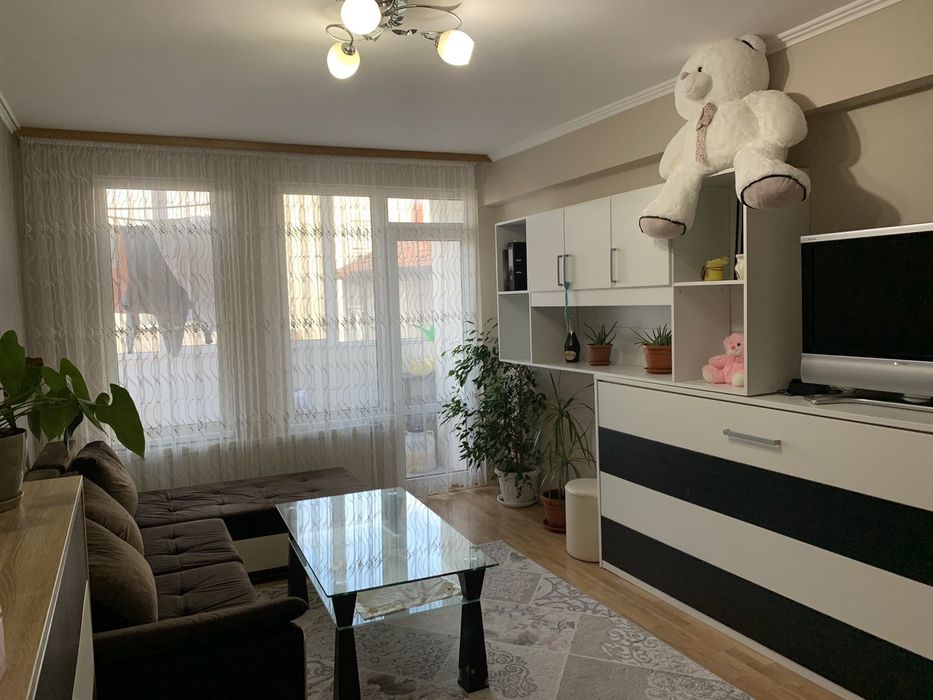 3 стаен апартамент
