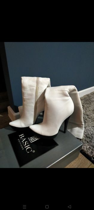 Сапоги дорогой фирмы