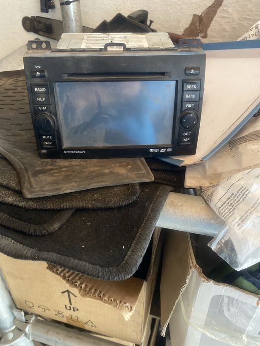 Магнитола штатныи